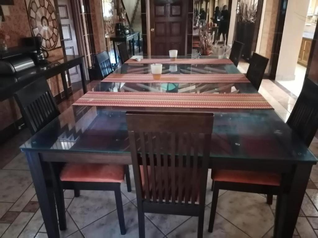 פאלאבורווה Two Summers Guesthouse מראה חיצוני תמונה